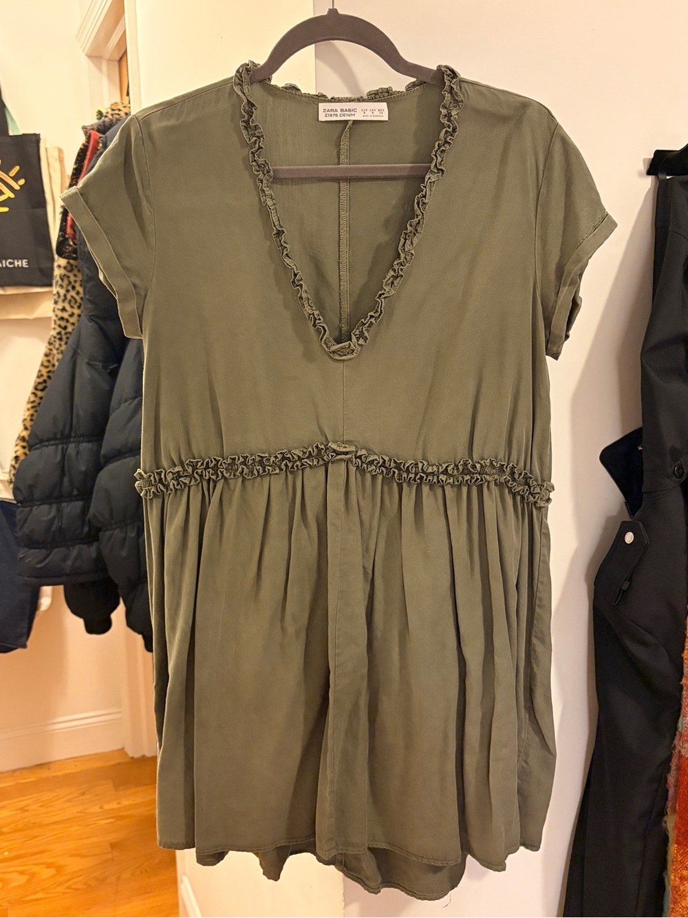 Zara Ruffle-Trim Short-Sleeve Smock Mini Dress